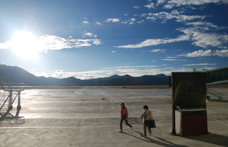 Jiuzhaigou: aufgeschütteter Flughafen auf 3500 Meter