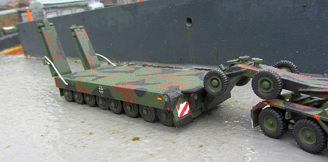 Neuer 80t Sattelaufleger