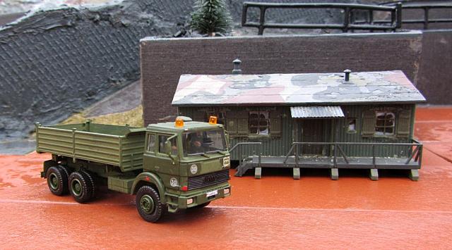 Iveco Magirus Typ 260-32 3-Seitenmuldenkipper