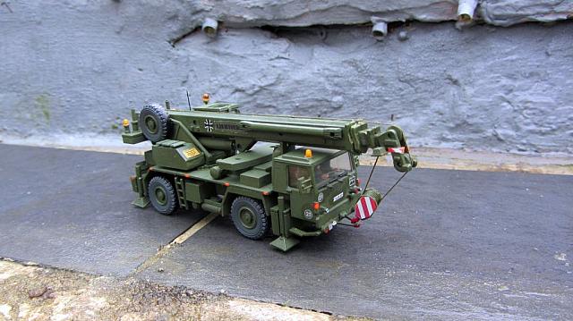 Liebherr Mobilkran Typ FKL Bundeswehr 1991