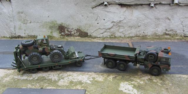 MAN 7t mit Wechselradlader auf Tieflader 15t