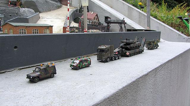 Scania SLT 650 SA 8x6 4HA mit Aufleger 80t beladen mit KPz Leopard 2 A7 Bundeswehr 2020