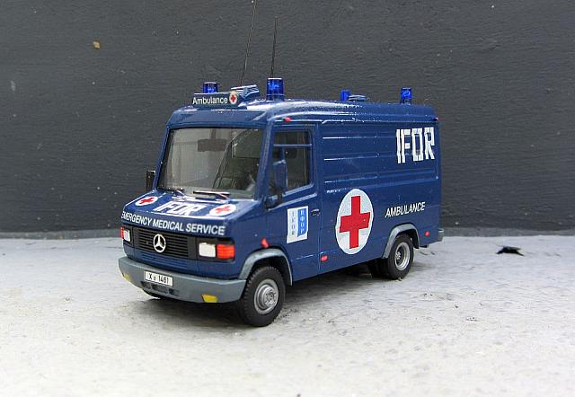 MB 609 D, Sanitätsfahrzeug der Natotruppe 2000