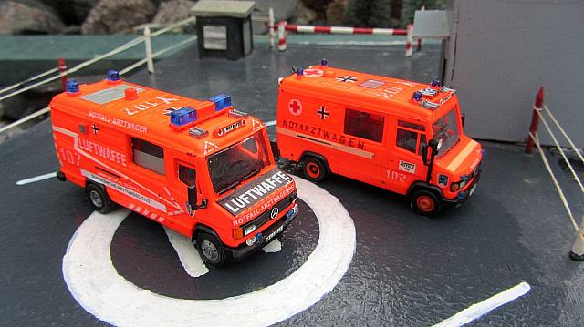 MB Typ 609 D L: Notarztwagen der Luftwaffe, Bundeswehr 1995. MB Typ 609 D: Notarztwagen der Bundeswehr 1995