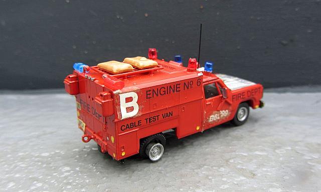 Dodge Ram Kombat gl kurz 4x4: Feuerwehrfahrzeug der US-Army 1990
