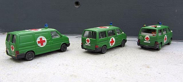 3x VW T4 D, Sanitätsfahrzeuge der Bundeswehr 2001