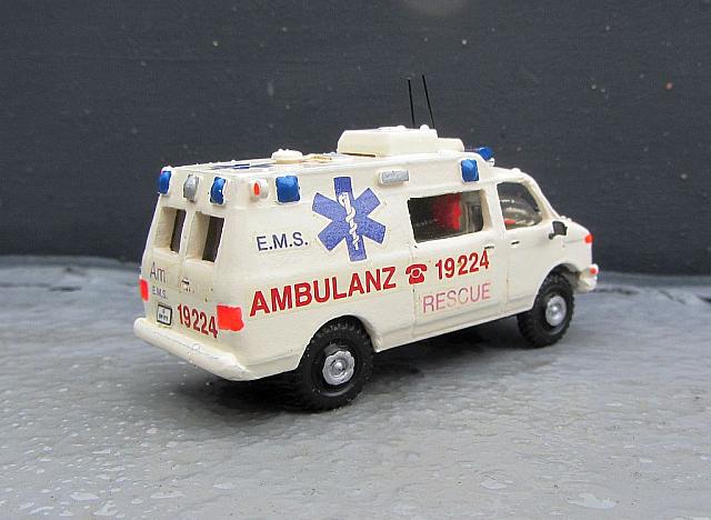 Chevrolet Chevy Van G20 4x4 mit Hochdach: privater Rettungswagen 1990