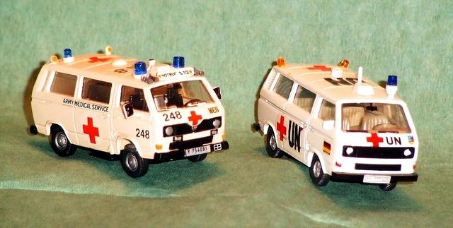 2x VW T3 Sanitätsfahrzeuge der Bundeswehr im UN Mandat ab 1990