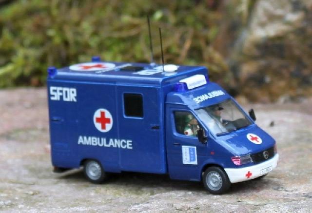 MB Sprinter 314 TD: Sanitätsfahrzeug der NATO von 2005