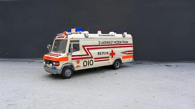 DB 609 D Diagnostik-Notarztwagen in Berlin von 1995