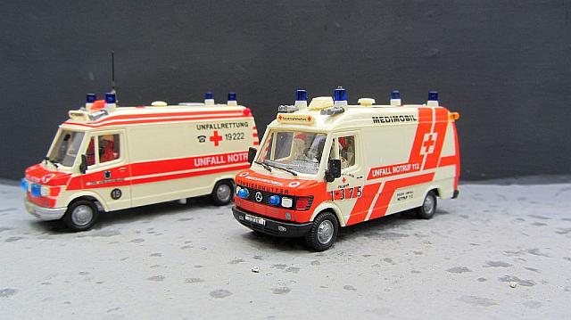 2x DB 307 D DRK Einsatzfahrzeuge von 1988