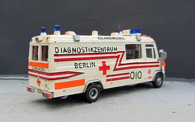 DB 609 D Diagnostik-Notarztwagen in Berlin von 1995