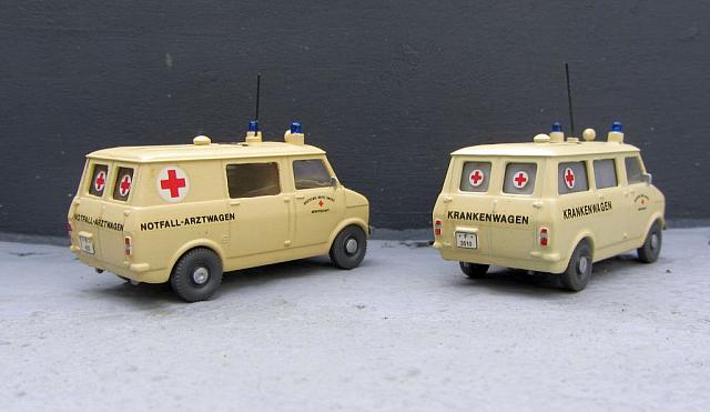 2x Opel Bedford Blitz DRK Einsatzfahrzeuge von 1975