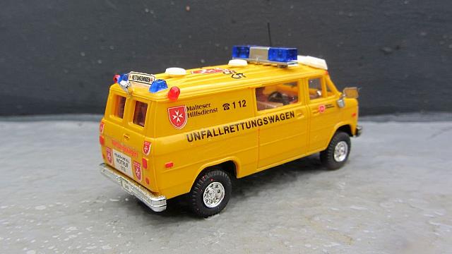 Chevrolet Chevy Van G20: Rettungswagen MHD von 1985