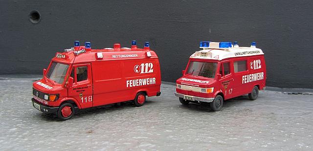 2x MB 307 D Rettungswagen der Feuerwehr in München 1978