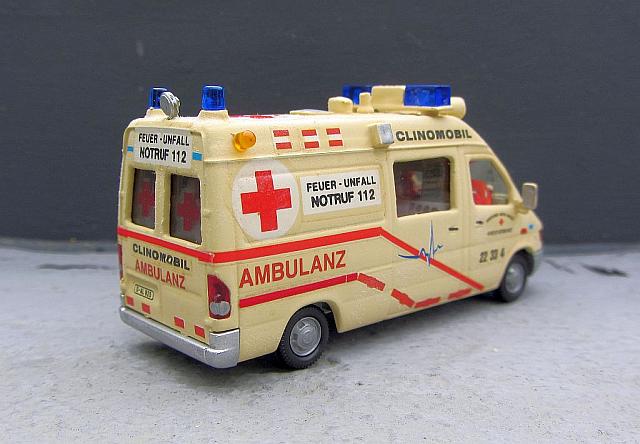 MB Sprinter 314 D: DRK-Rettungswagen von 2001