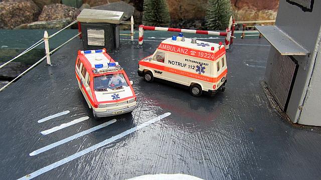 VW T4 priv. Krankenwagen und Fiat 2,1 D priv. Rettungswagen 1993