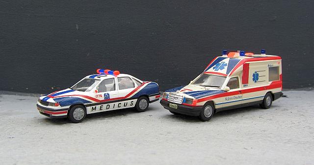 Rettungsfahrzeuge in Dänemark 1998 und 2001