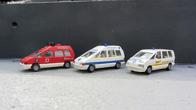 3x Renault Espase 2,3 Mehrzweckfahrzeuge im Rettungsdienst von 2000
