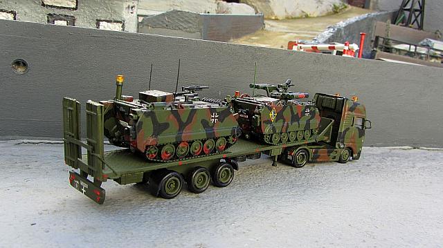 Sattelzug MAN 40t Panzertransporter mit MTW M113 GE A2 Bundeswehr und Natoverbände 2006
