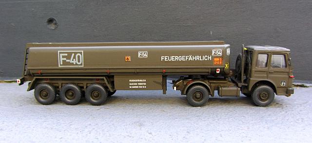 MAN Sattelzug Typ 15.240 FS mit Straßentankaufleger