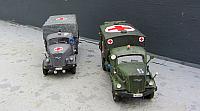 2x Opel Blitz Sanitätsfahrzeug der Wehrmacht von 1940