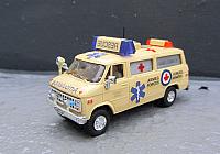 Chevrolet Chevy Van G20 mit Flachdach:  Krankenwagen der canadischen Streitkräfte 1990