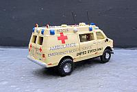 Chevrolet Chevy Van G20 4x4: Rettungswagen mit Hochdach der US-Army 1990