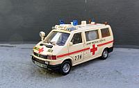 VW T4 Mehrzweckfahrzeug der Bundeswehr-Sanitätstruppe von 2000
