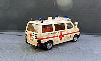 VW T4 Mehrzweckfahrzeug der Bundeswehr-Sanitätstruppe von 2000