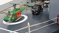 Transporthubschrauber Bell UH 1D mit Unimog U 1300 L San-KrKw Bundeswehr ab 1978