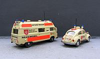 Hanomag-Henschel Kastenwagen MHD Rettungswagen und VW Käfer 1300 MHD Notarztwagen von 1974