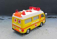 MB 100 D mit Hochdach Rettungswagen in Spanien von 1988
