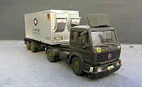 MB 1017 A Sattelzugmaschine mit Aufleger und Unterdruckcontainer 20 ft US-Army von 1985
