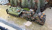 SCANIA 143h SZM mit Mehrzweckaufleger und 7t Ladekran der belgischen Army von 2000 mit mKpz Leopard 1 A2 Belgien mit Rüststand von 1992